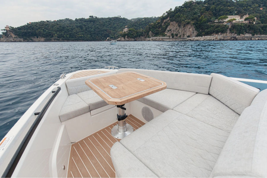 Experience an unforgettable Athens day cruise aboard the luxury Saxdor 400 GTO Golden Yachting and Sailing