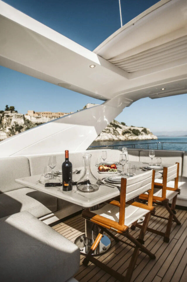 Azimut 90ft (Agio) chartering Luxury Motor Yacht Golden Yachting and Sailing