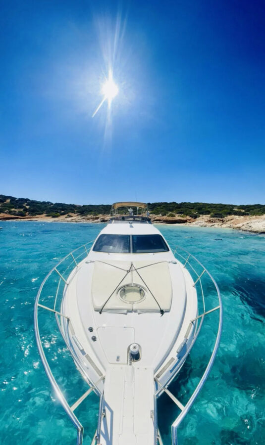 Private Yacht Cruise from Agios Nikolaos to Elounda & Spinalonga | Crete Daily Tour Azimut 42 Golden Yachting and Sailing