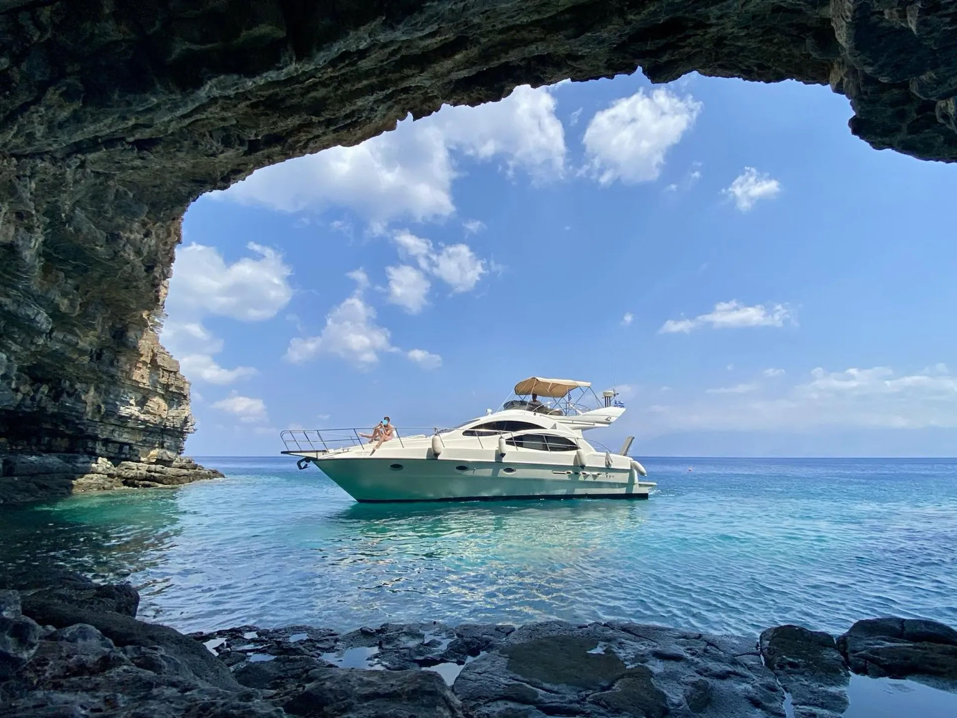 Private Yacht Cruise from Agios Nikolaos to Elounda & Spinalonga | Crete Daily Tour Azimut 42 Golden Yachting and Sailing