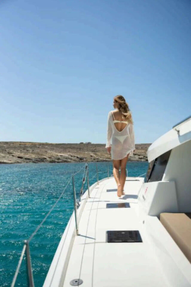 Mykonos Shared Cruise to rhenia and southern coasts with a catamaran (Fountaine Pajot Saona 47) Golden Yachting and Sailing