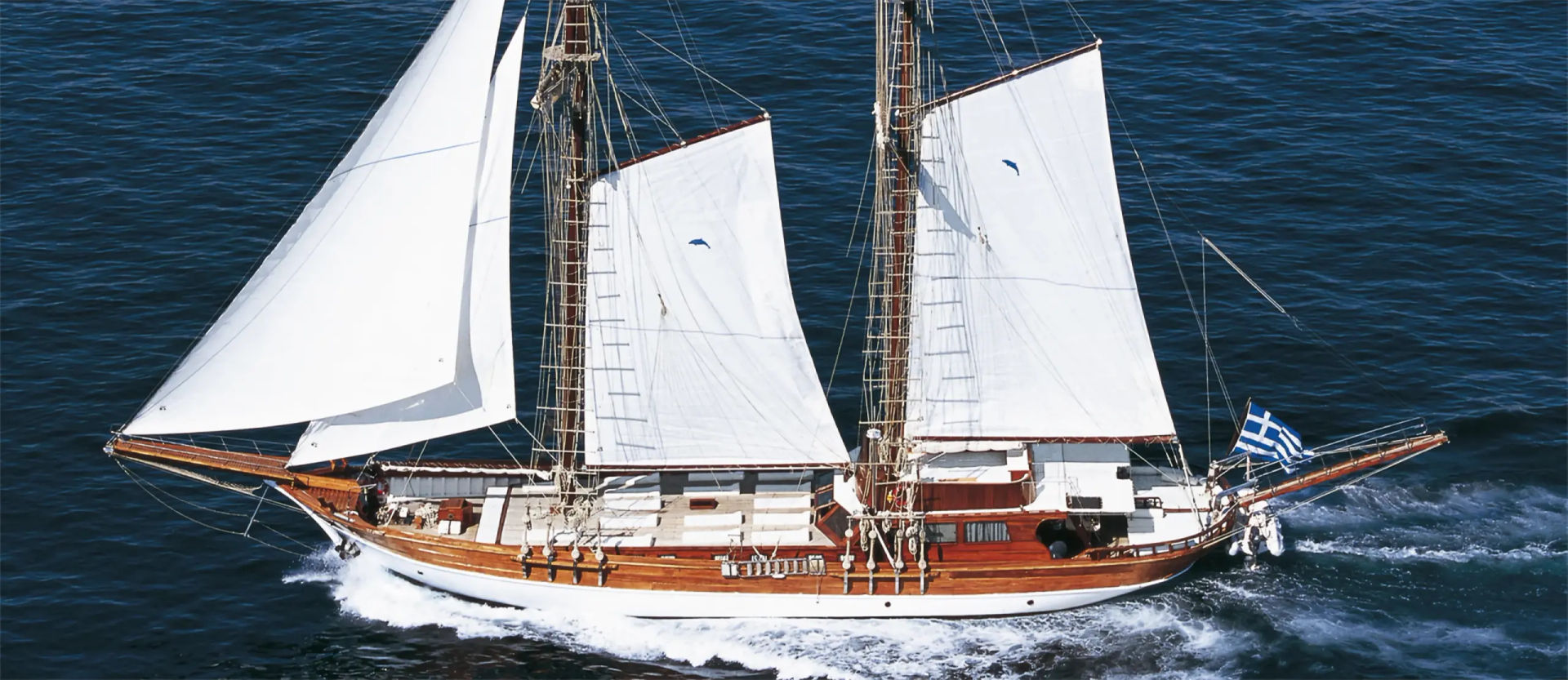 Gulet_125ft_Athens_Golden_Yachting_and_Sailing_6.webp