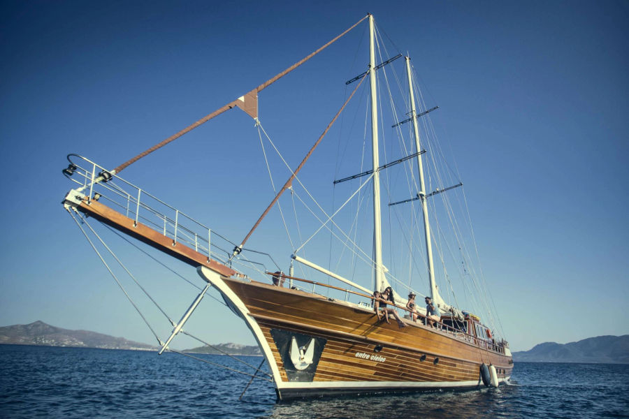 Weekly Yacht Charter: Explore Greek Islands Aboard the 104-ft M/S Entre Cielos Golden Yachting and Sailing