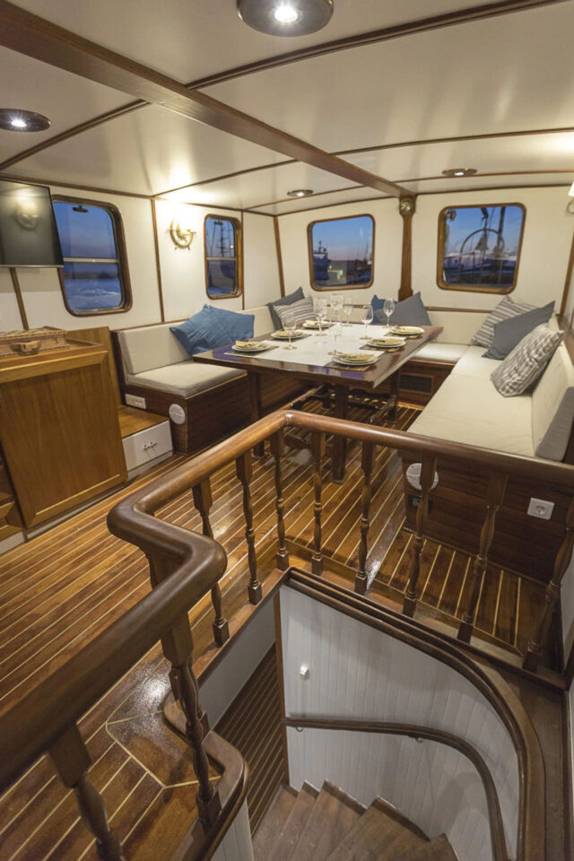 Motor_Sailer_81ft_Athens_Chartering_Golden_Yachting_and_Sailing_7.webp