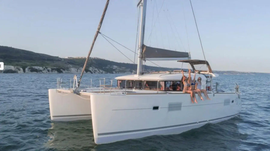Mykonos Lagoon 400 s2 cruise Golden Yachting and Sailing (7).webp
