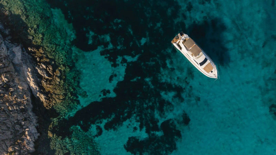 Mykonos Yacht Charter – Ferretti 620 Cruise to Delos & Rhenia or South Beaches | Half-Day or Full-Day Golden Yachting and Sailing