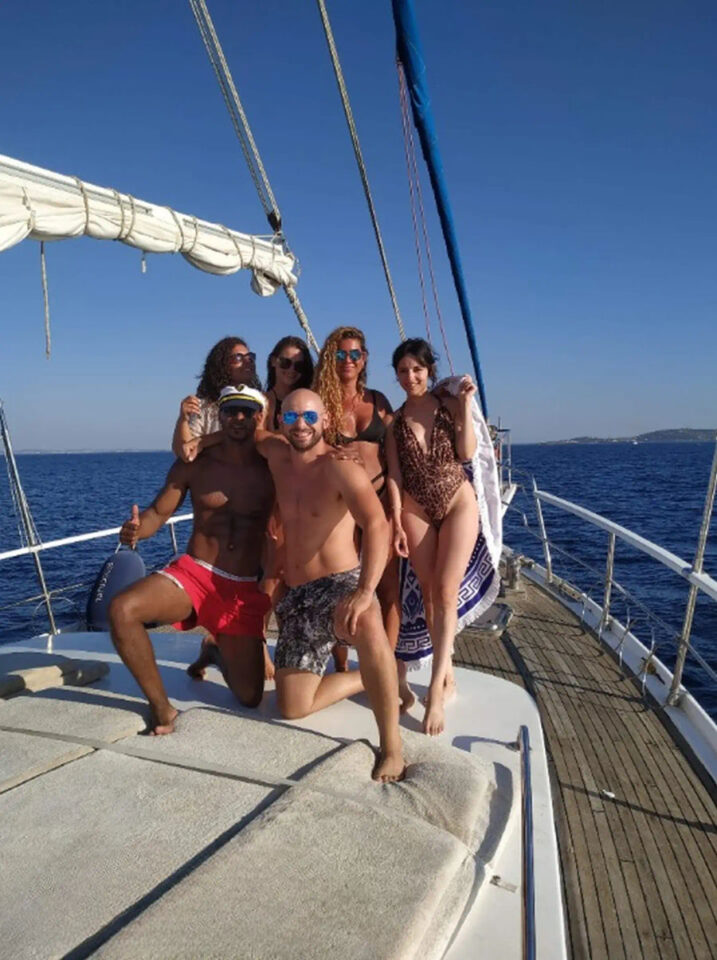 Rhenia and Delos Private Tour with a Gulet Golden Yachting and Sailing