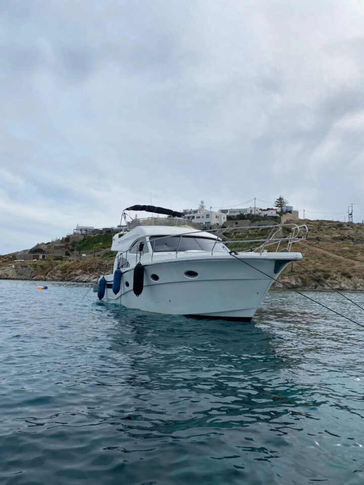 Mykonos Private Luxury Cruise/Tour with a motor yacht Rodman 43ft Golden Yachting and Sailing