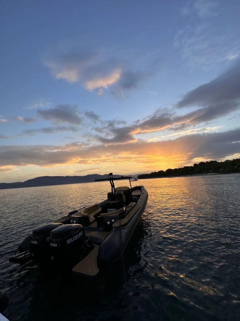 Serifos Sunset Cruise | Romantic Half‑Day Rib Boat Tour on Fost Matrix 32 at Kalo Ambeli Golden Yachting and Sailing