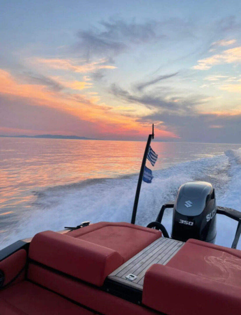 South beaches of Mykonos with a rib boat Seafighter 28 (2).webp