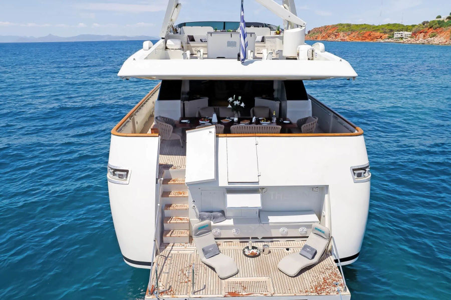 imgi_39_Theion-Baglietto-30.50m-Parsifal-Yachting-Charter-CA-32.webp