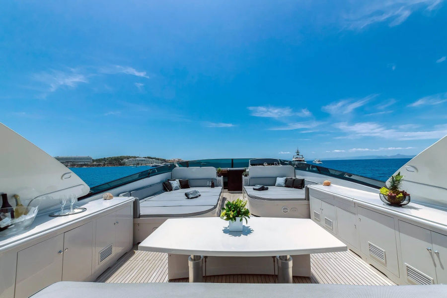imgi_56_Theion-Baglietto-30.50m-Parsifal-Yachting-Charter-CA-49.webp