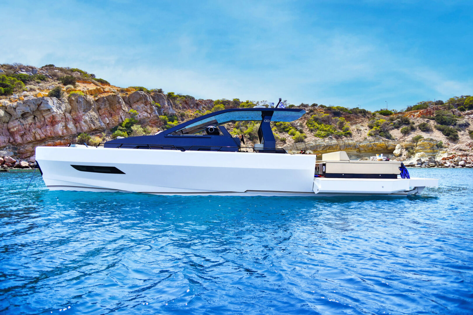 Athens or Paros Private Full-Day Cruise with a luxury motor yacht Seanfinity 48ft Golden Yachting and Sailing