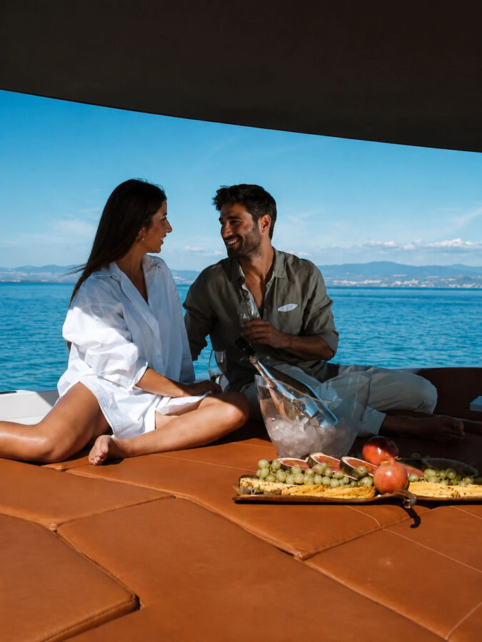 yacht_enhanced_2k_01.webp