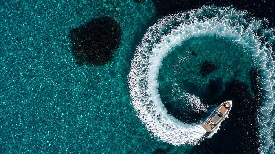yacht_enhanced_2k_02.webp
