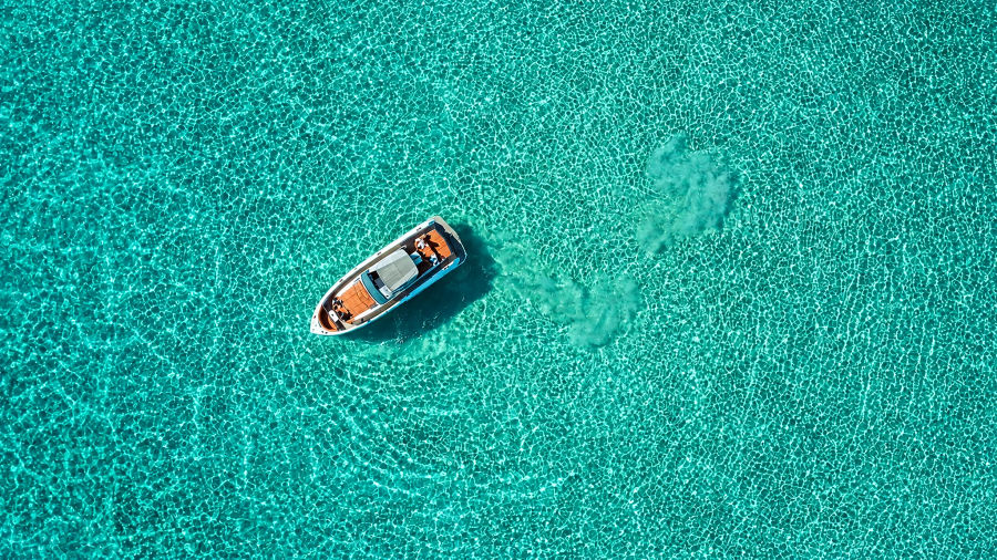 yacht_enhanced_2k_04.webp